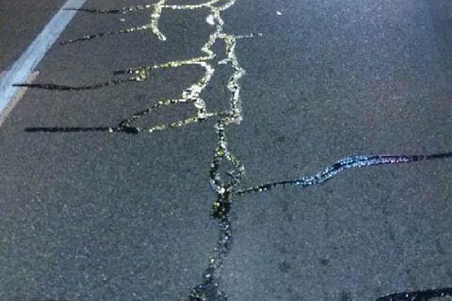 Road Maintenance - Asphalt Crack Repair